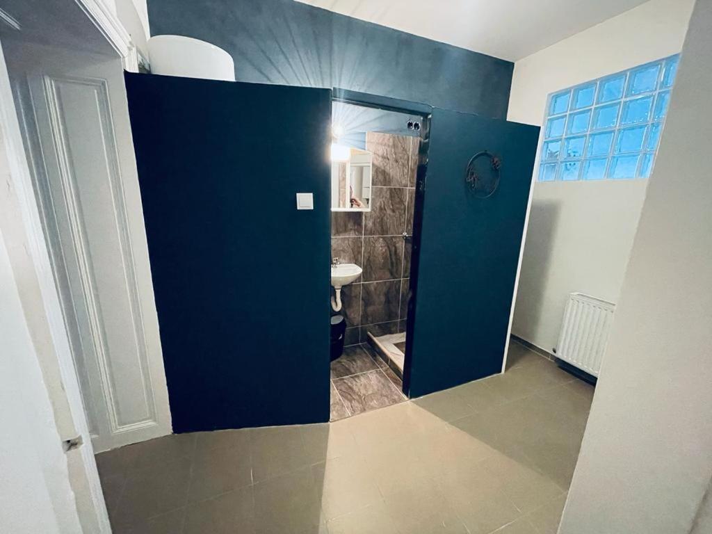 Ferienwohnung Blaue Lagune Wien Exterior foto